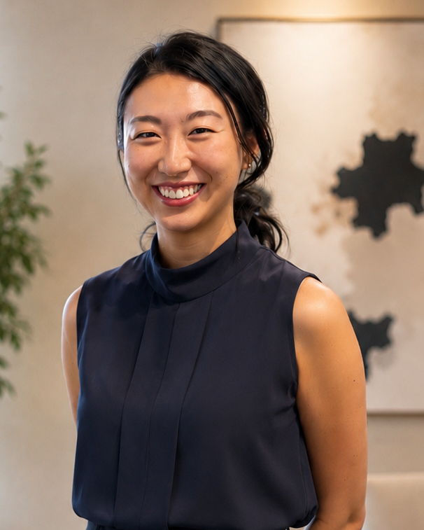 Dr. Carolyn Baek, DPT, CLT, OCS