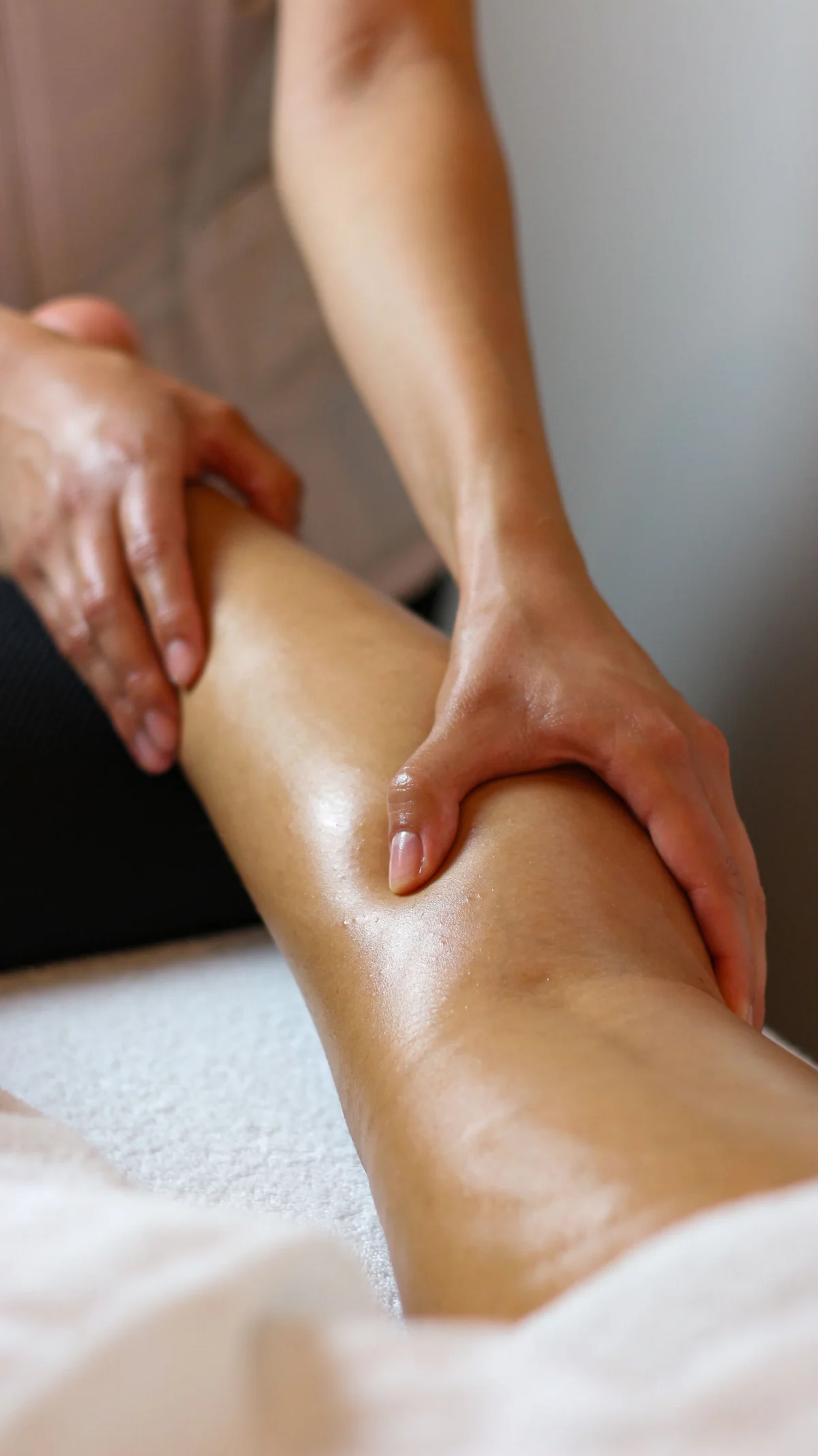 Hands-on Manual Lymphatic Drainage at Baek PT & Wellness